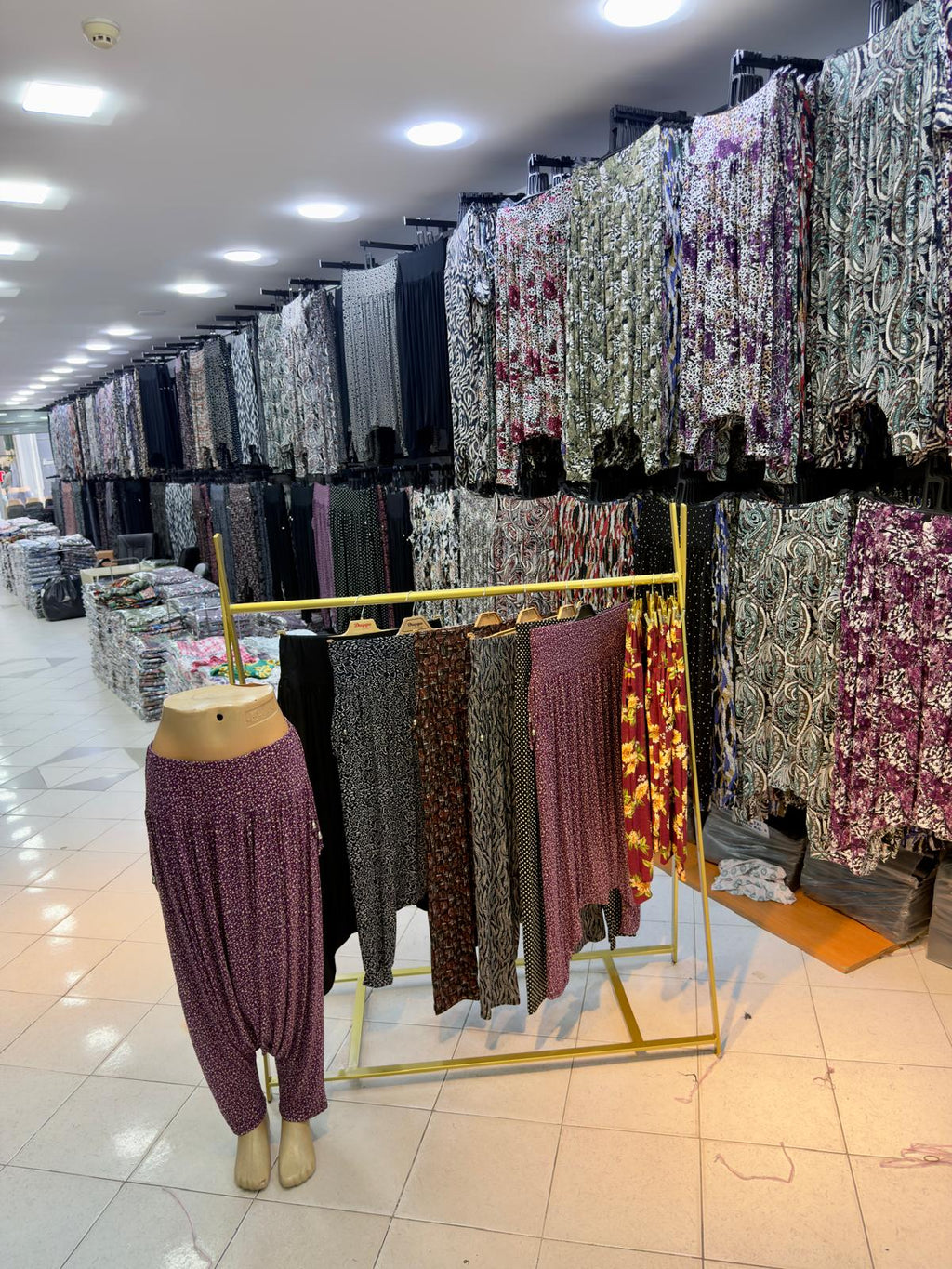 SOSYETE ŞALVARI